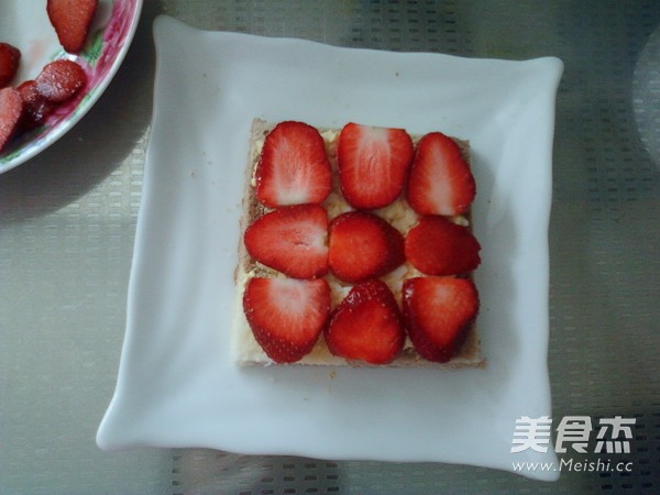 Strawberry Egg Sandwich recipe