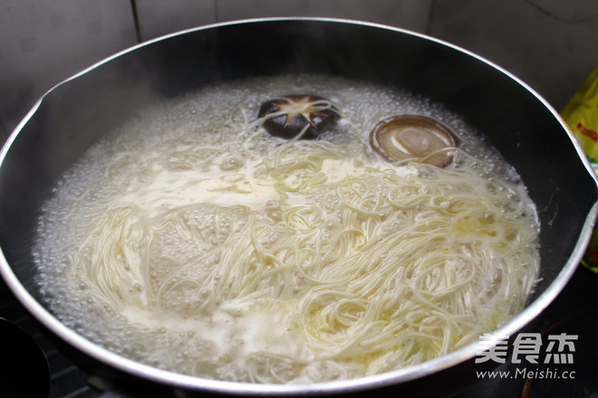 Chicken Soup Noodles recipe