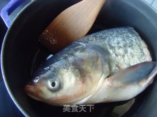 Invigorate The Spleen and Nourish Qi---fish Head in White Soup recipe
