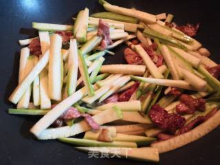 Stir-fried Zucchini with Shredded Pork recipe