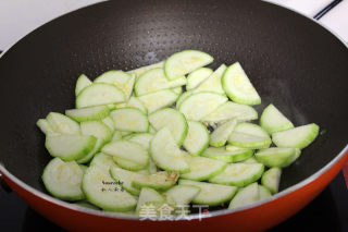 Stir-fried Yunnan Melon with Garlic recipe