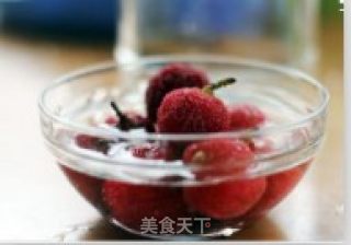 It Will be Refreshing When Eaten in The Midsummer Season, and It Will Relieve The Heat and Relieve The Greasy Beauty-bayberry Wine recipe