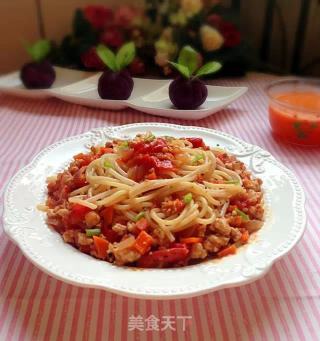 Spaghetti with Tomato Meat Sauce recipe