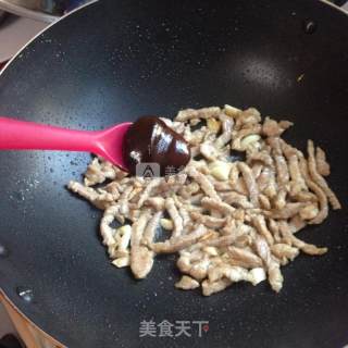 Shredded Pork in Huayangjing Sauce recipe