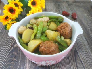 Carob Meatballs Stewed Potatoes recipe