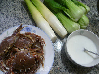 Chinese Cabbage and White Flower Crab Soup recipe