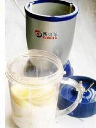 Banana Milkshake recipe