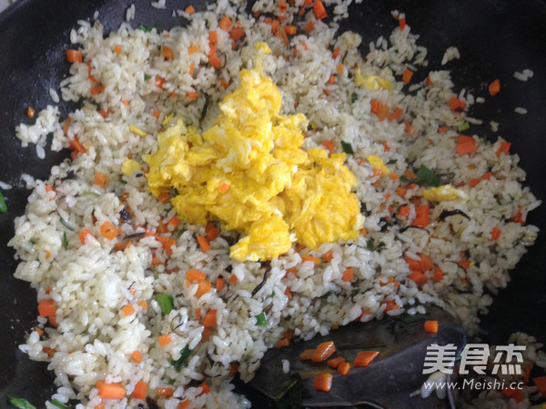 Fried Rice with Olive Vegetable and Egg recipe