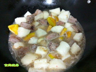 Braised Pork Ribs with Yam Pumpkin recipe