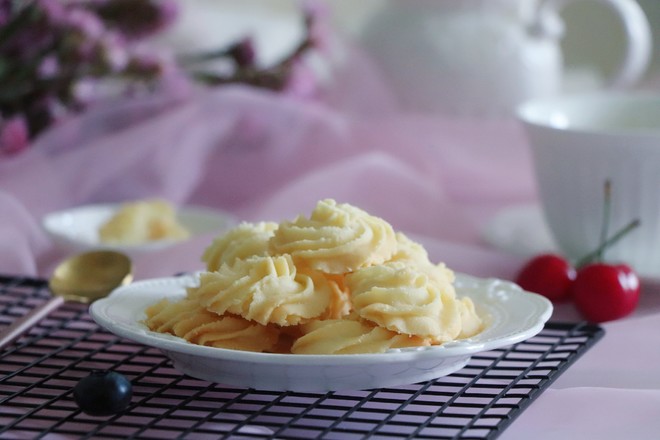 Delicious Whipped Cream Cookies recipe