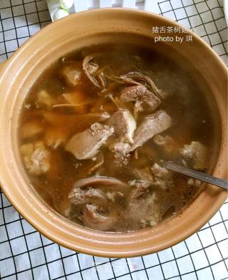 Pork Tongue Tea Tree Mushroom Soup recipe