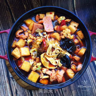 Spicy Hot Pot with Seasonal Vegetables recipe