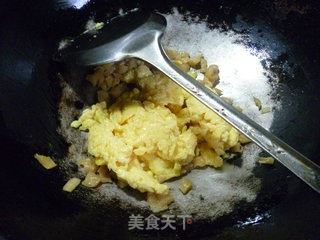 Scrambled Eggs with Dried Radish recipe