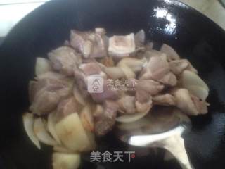 Lamb Casserole with Onion and Carrot recipe
