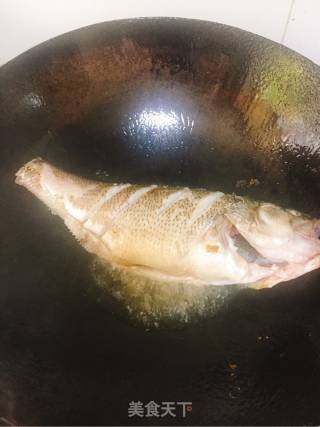 Porcelain Sea Bass Soup recipe