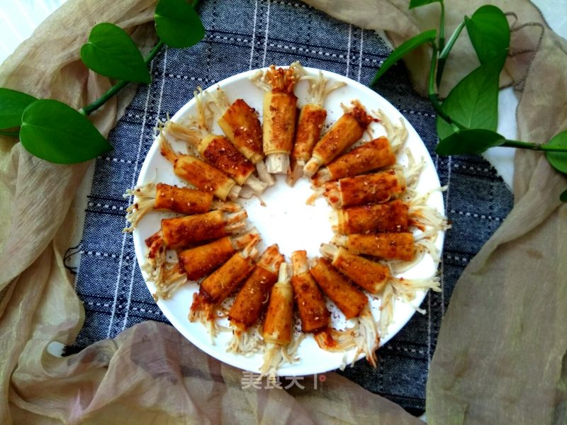 Dried Tofu Roll with Enoki Mushroom recipe