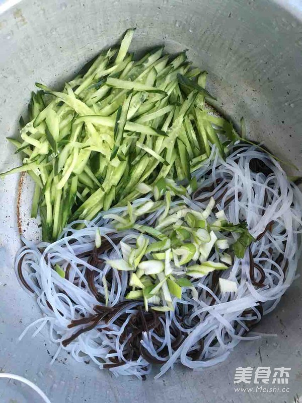 An's Hot and Sour Black and White Double Vermicelli recipe