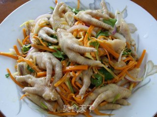 Garlic Chicken Feet: recipe