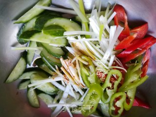 Cucumber with Pork Liver recipe