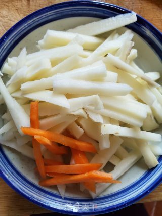 Cold Lotus Root Strips recipe