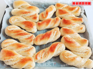 Coconut Bread Roll recipe