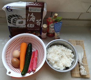 Easy Bento Sushi and Rice Balls for Family🍙 recipe