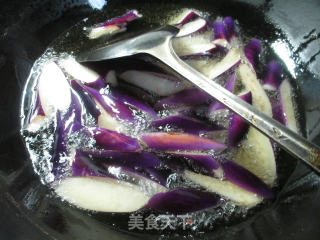 Fried Noodles with Shredded Pork and Eggplant recipe