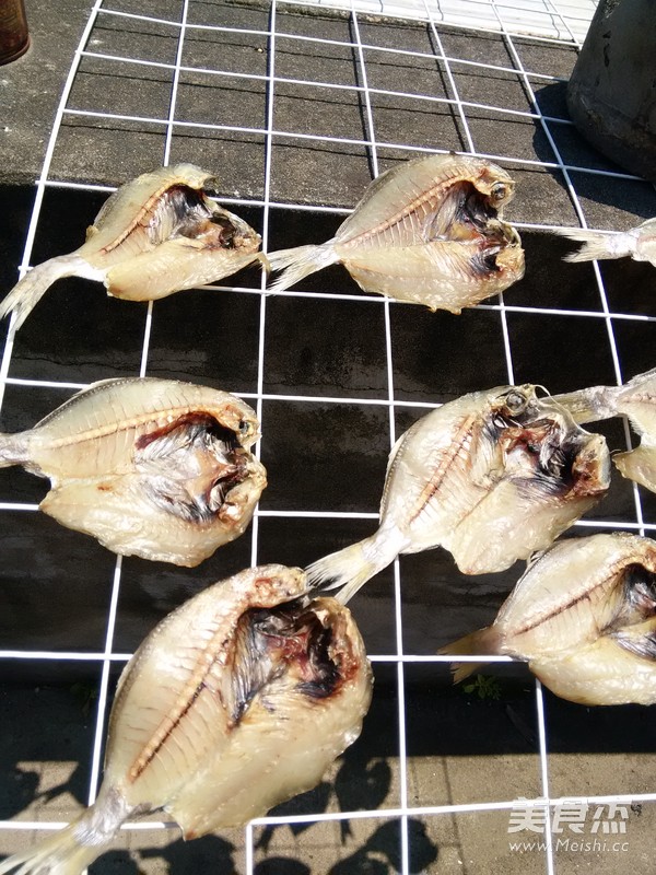 Fried Pomfret recipe