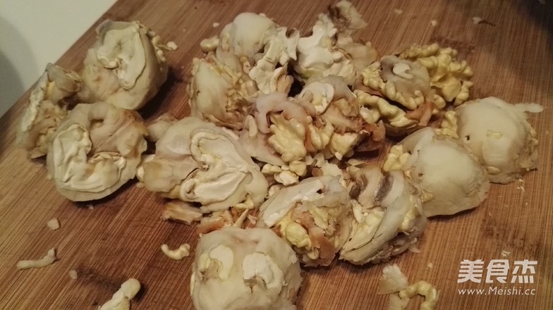 Mixed Raw Walnuts recipe