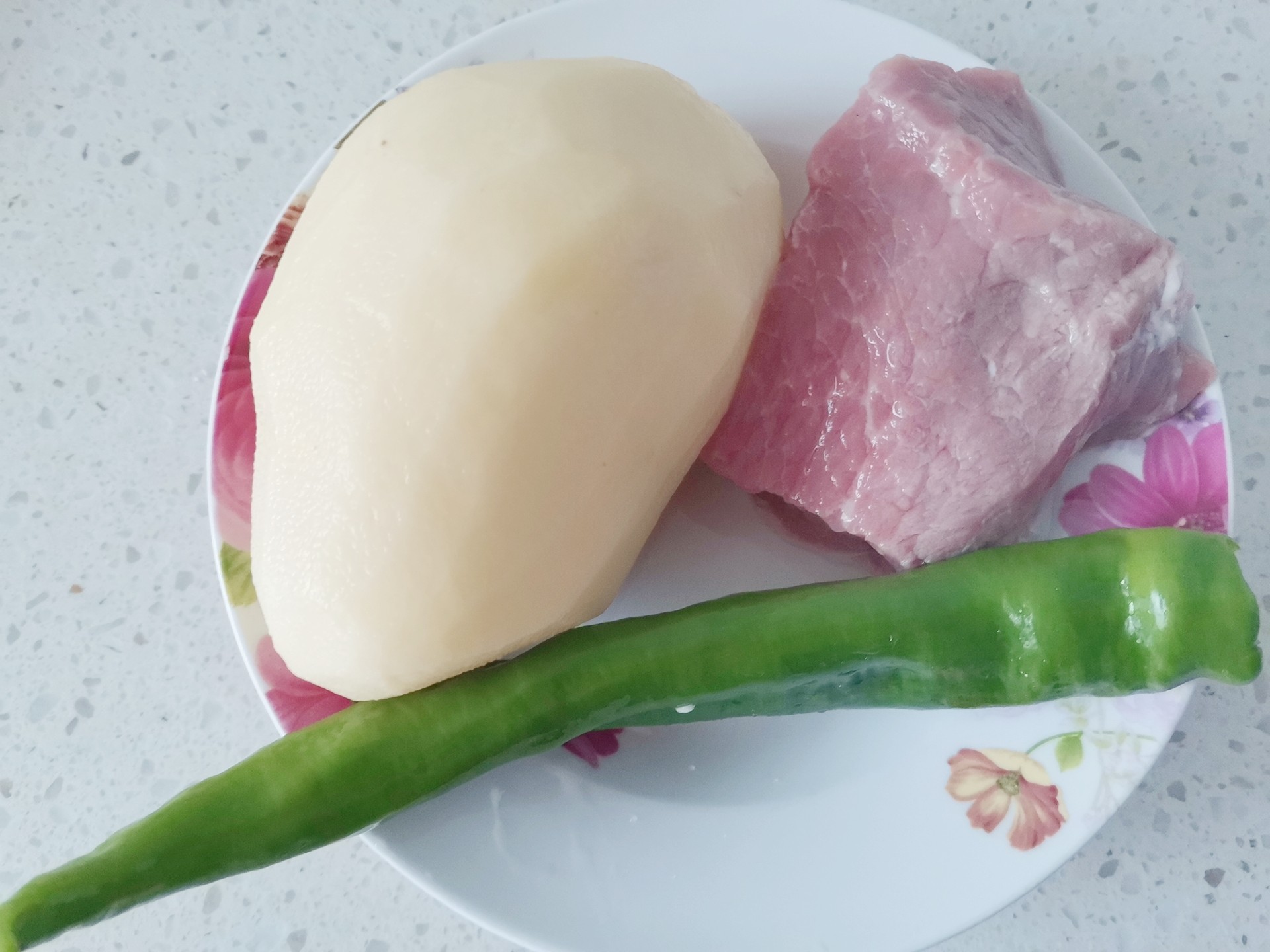 Stir-fried Pork with Green Pepper and Potato recipe