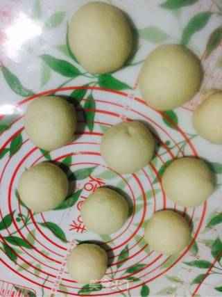 #四session Baking Contest and is Love to Eat Festival#puffed Puff Pastry with Nuts recipe