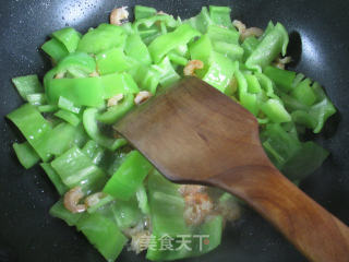 Kaiyang Stir-fried Green Peppers recipe