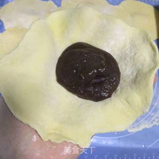 Hedgehog Bean Paste Buns recipe