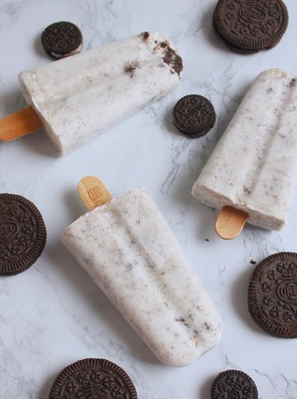 Oreo Yogurt Pops recipe