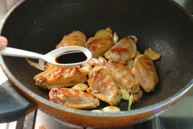 Braised Chicken Wings in Oyster Sauce recipe