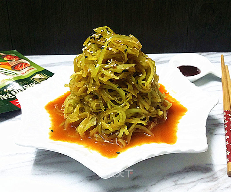 Korean Sweet and Sour Lettuce