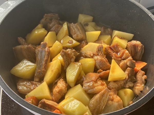 The Homemade Way of Braised Lamb Chops, It's Good with Rice and Wine recipe