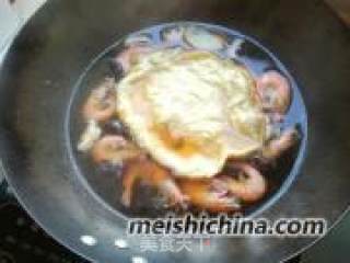 Prawn Fried Egg Yolk Wine Soup recipe