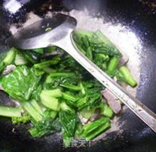 Stir-fried Rape Root with Lean Pork Slices recipe