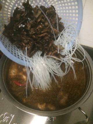 Chicken Drumstick Version Chicken Stewed with Mushrooms recipe