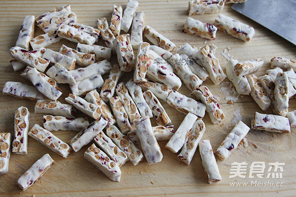 Cranberry Peanut Nougat recipe