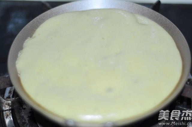 Sponge Cake Muffins with Sour Cream recipe