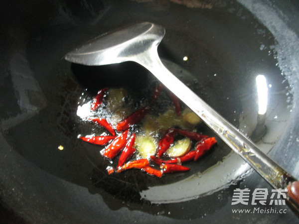 Fried Squid with Kelp recipe