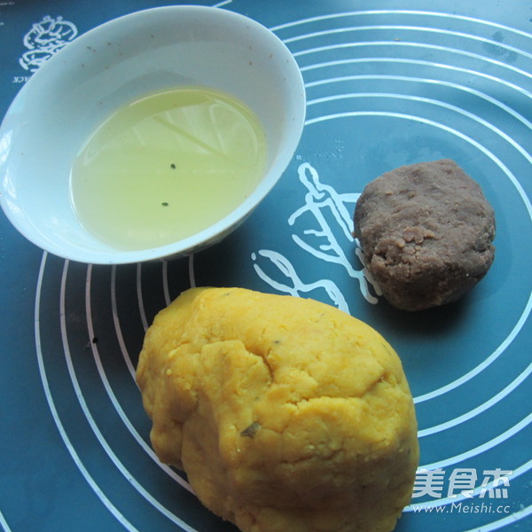 Bean Paste Mooncake recipe