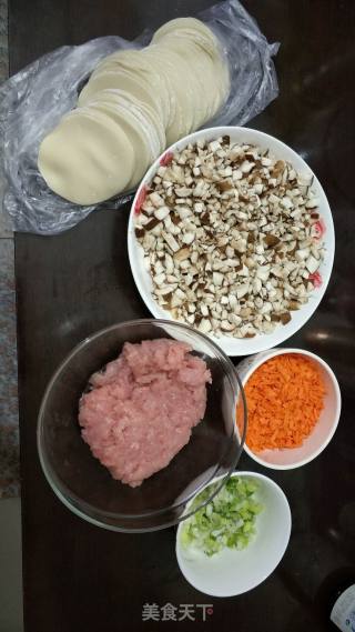 Siu Mai with Mushroom and Glutinous Rice recipe