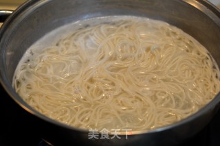 Spicy Three Ding Noodles recipe