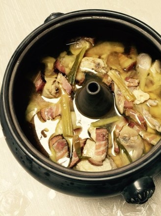 Marinated Pork Belly Chicken in Steam Pot recipe