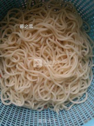 Fried Noodles with Shiitake and Ham recipe