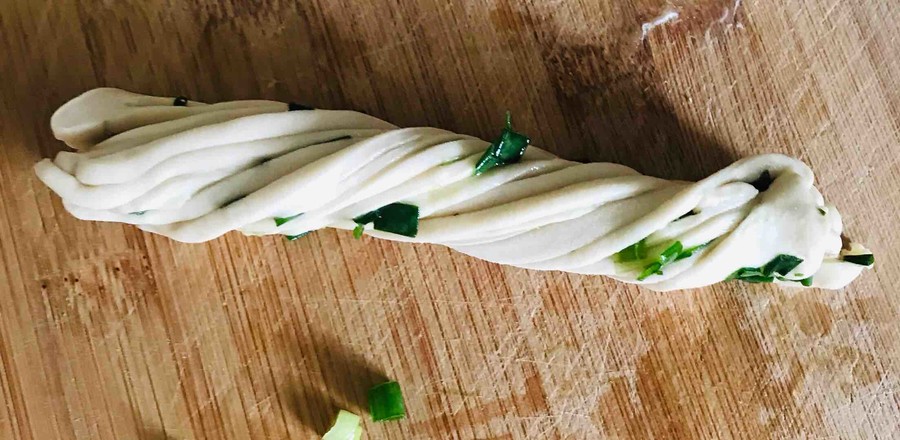 Scallion Silver Silk Hanaf Roll recipe