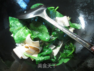 Thousands of Fried Fungus Vegetables recipe